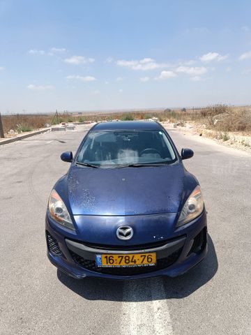 מודעת רכב מאזדה 3