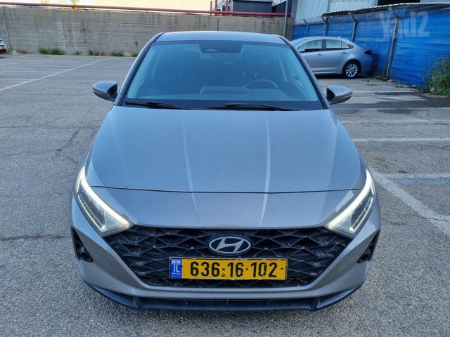 יונדאי i20