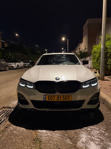 מודעת רכב ב מ וו סדרה 3