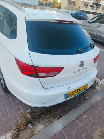 סיאט לאון