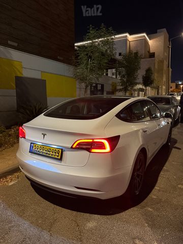 טסלה מודל 3