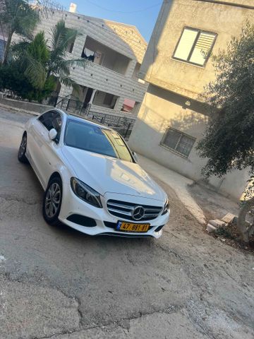 מרצדס-בנץ C-class