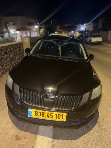 סקודה אוקטביה