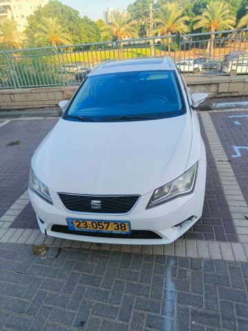 סיאט לאון