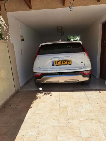 קיה נירו