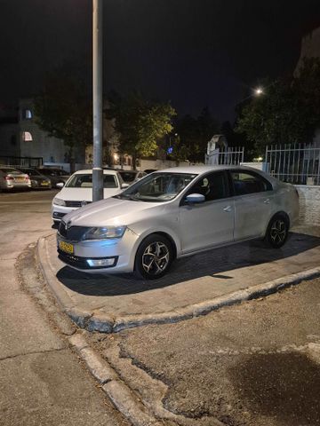 סקודה ראפיד