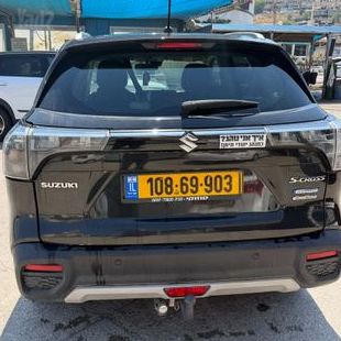 סוזוקי S-Cross
