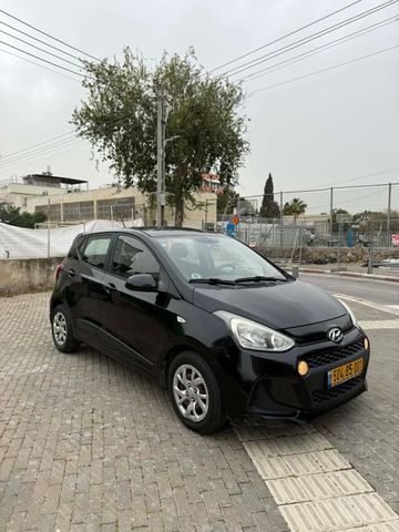 יונדאי i10