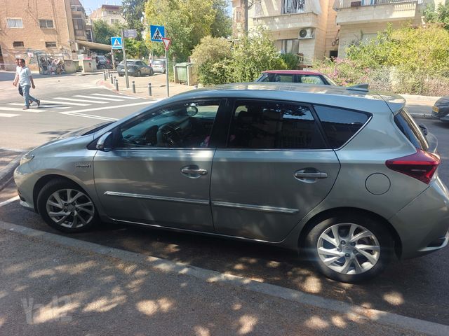 טויוטה אוריס