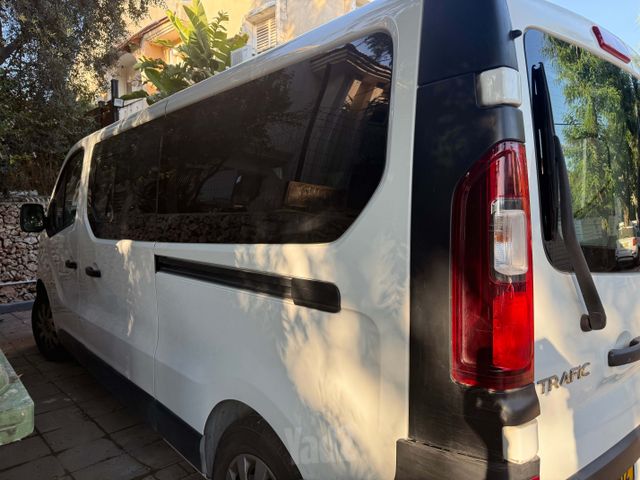מודעת רכב רנו טראפיק