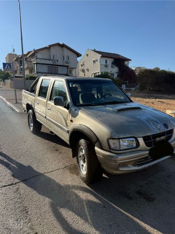 מודעת רכב איסוזו איפון