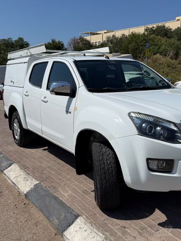 מודעת רכב איסוזו די-מקס