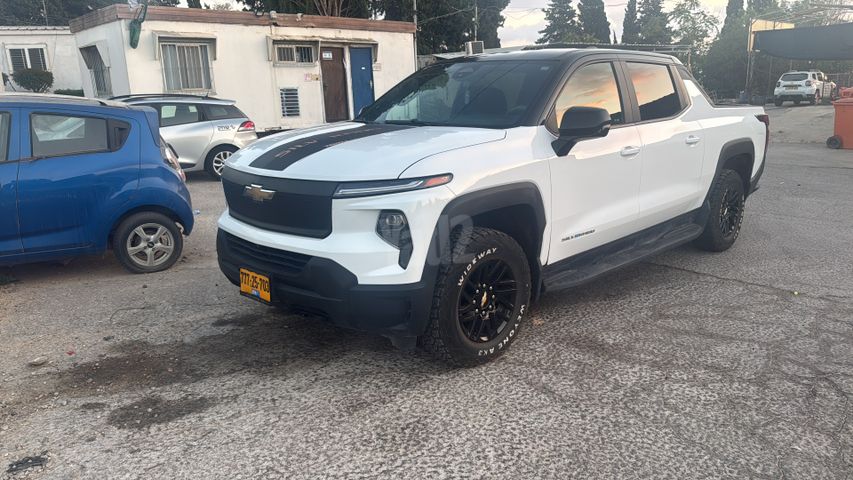 שברולט סילברדו EV