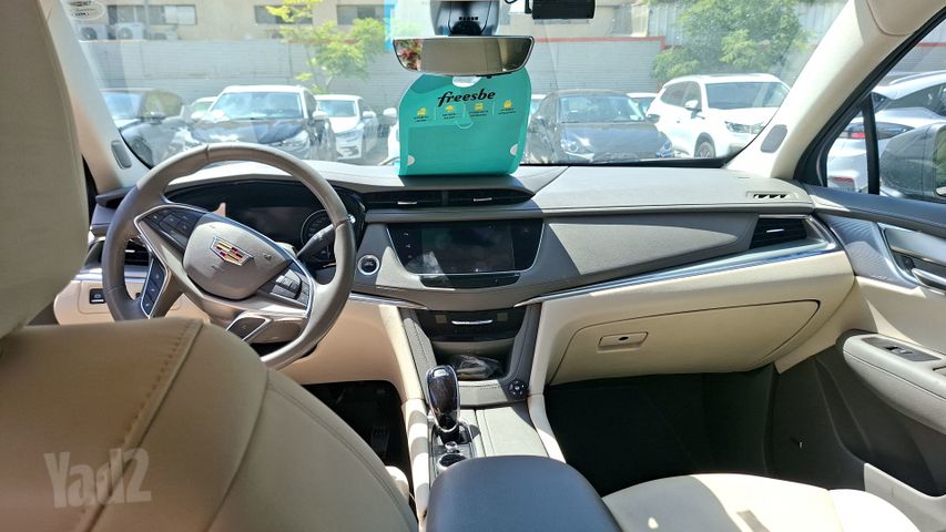 קאדילק XT5