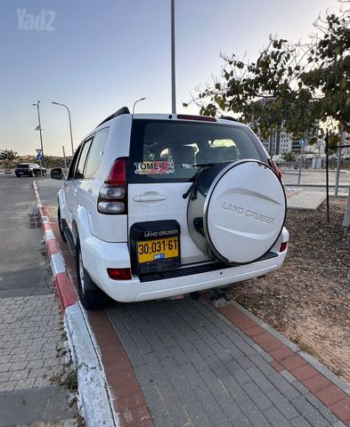 טויוטה לנד קרוזר