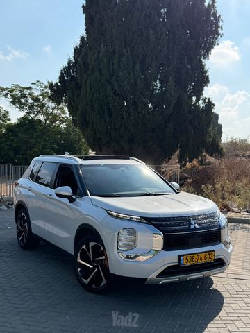 מיצובישי אאוטלנדר