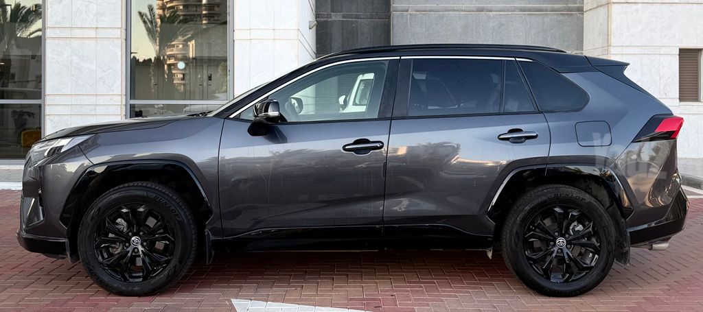 טויוטה RAV4