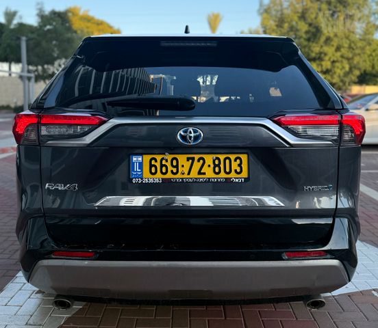 טויוטה RAV4