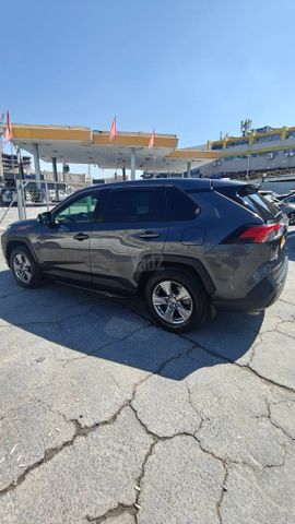 טויוטה RAV4