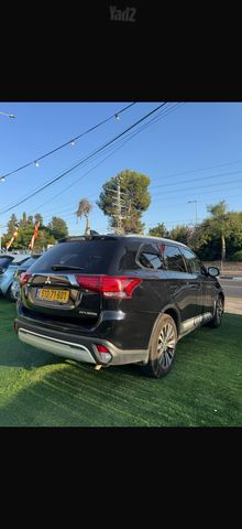 מודעת רכב מיצובישי אאוטלנדר