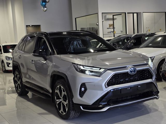 טויוטה RAV4
