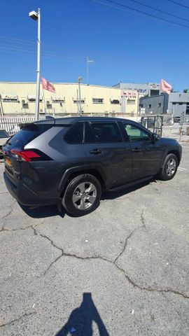 טויוטה RAV4