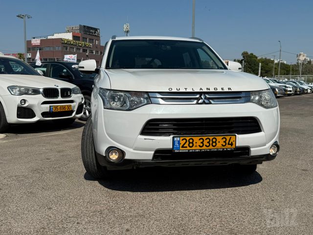 מיצובישי אאוטלנדר