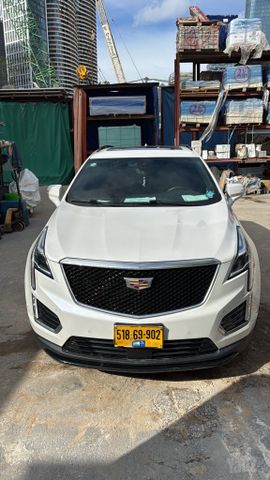 קאדילק XT5