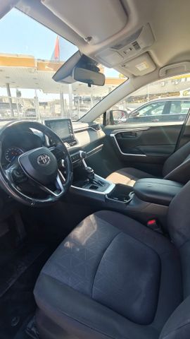 טויוטה RAV4