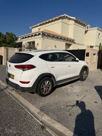 יונדאי טוסון
