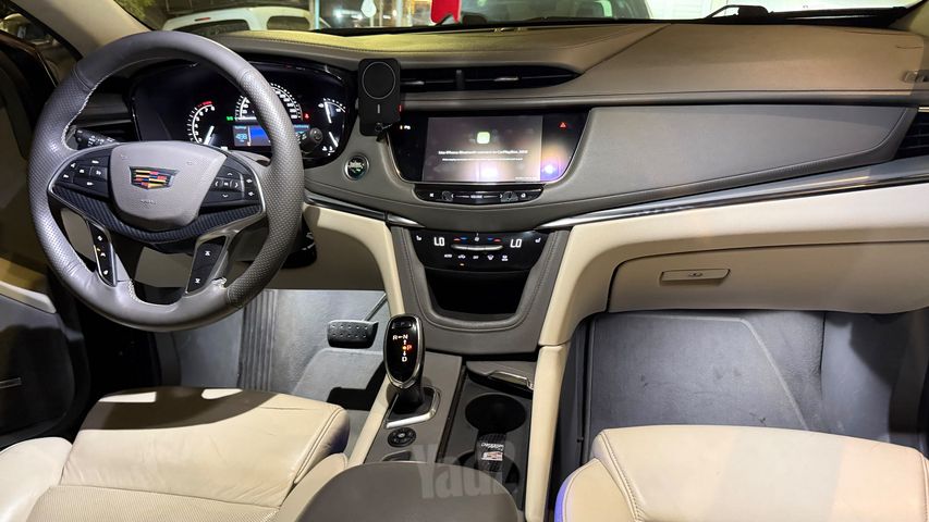קאדילק XT5