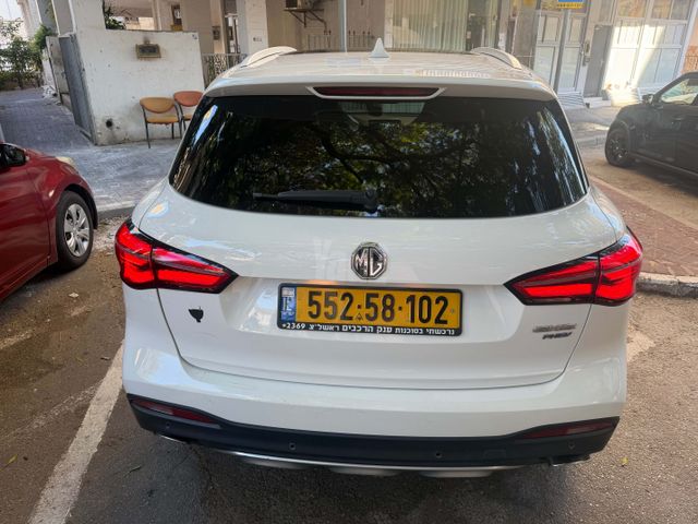 אם ג'י EHS PHEV