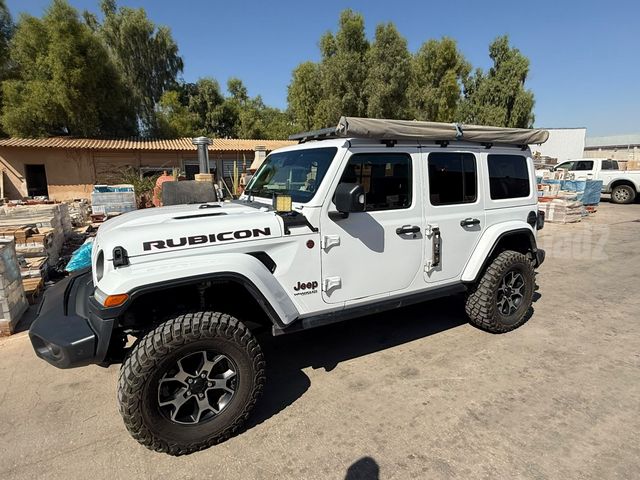 רנגלר Rubicon אוט׳ בנזין 5 מק 5 דל 2.0 (272 כ״ס)