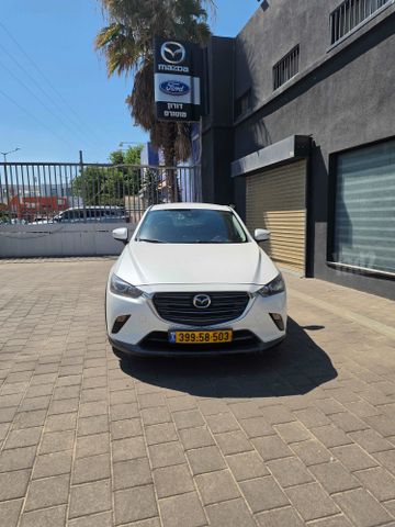 מודעת רכב מאזדה CX-3