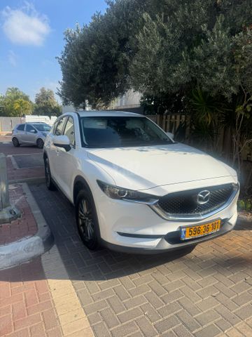 מודעת רכב מאזדה CX-5