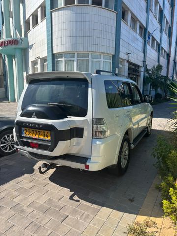 מיצובישי פג'רו