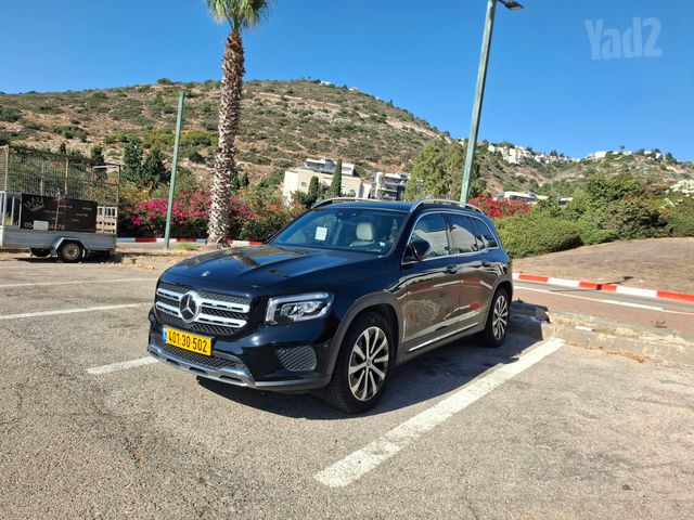 מודעת רכב מרצדס-בנץ GLB