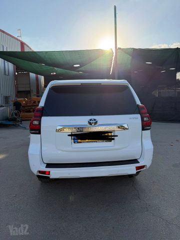 מודעת רכב טויוטה לנד קרוזר