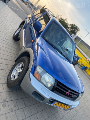 מיצובישי פג'רו