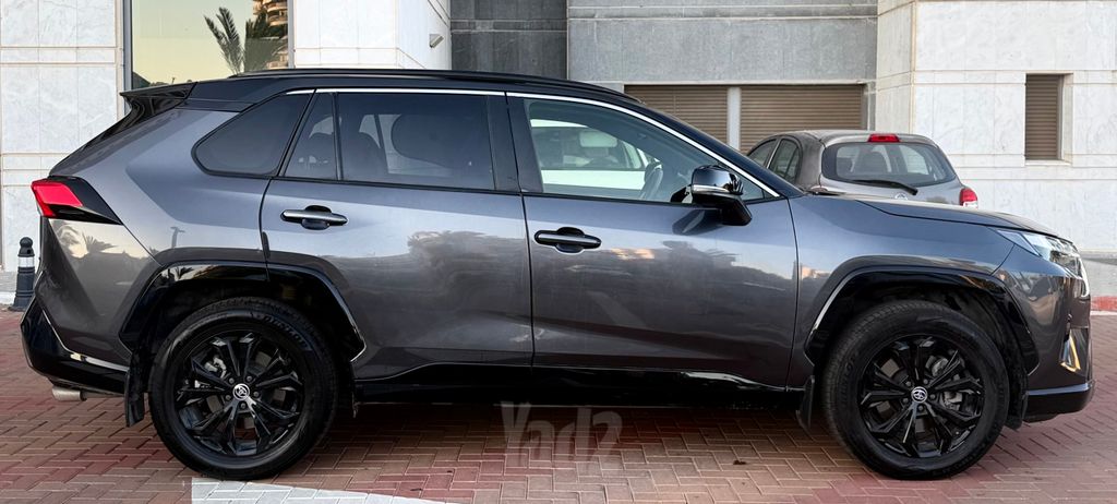 טויוטה RAV4