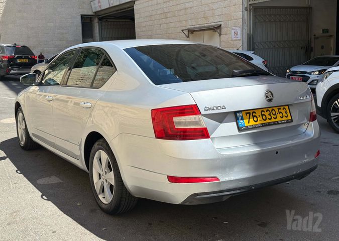 סקודה אוקטביה