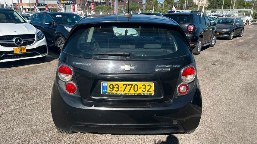 שברולט סוניק
