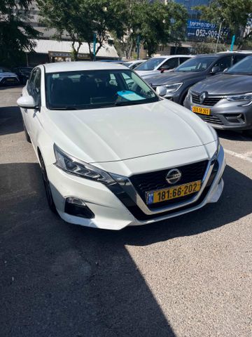 מודעת רכב ניסאן אלטימה