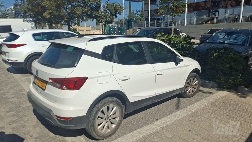 סיאט ארונה
