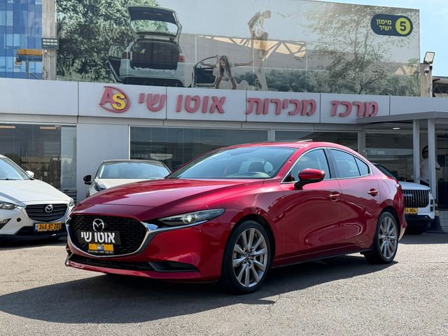 מודעת רכב מאזדה 3