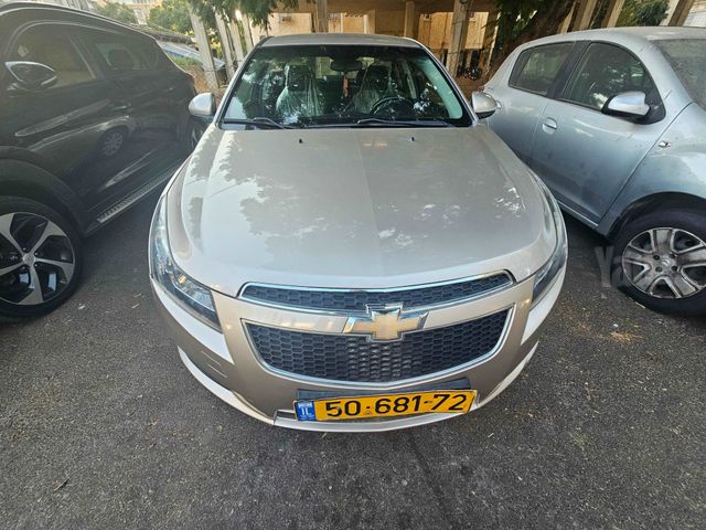 שברולט קרוז