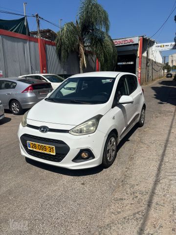 יונדאי i10