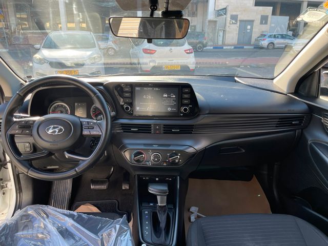 יונדאי i20