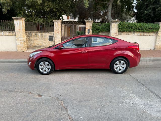 יונדאי I35