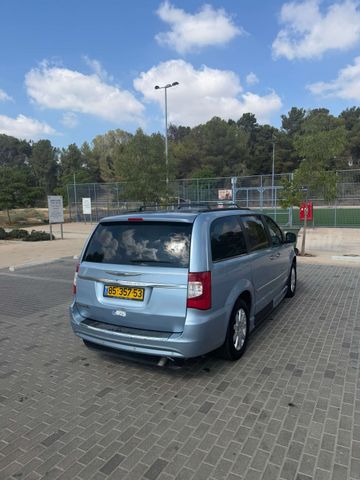 קרייזלר גראנד וויאג'ר